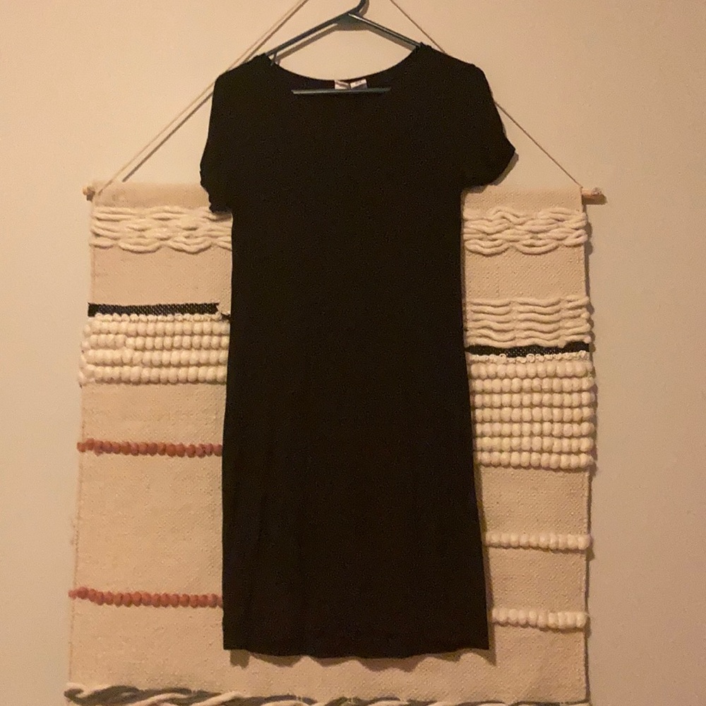 Artisan NY size small black dress